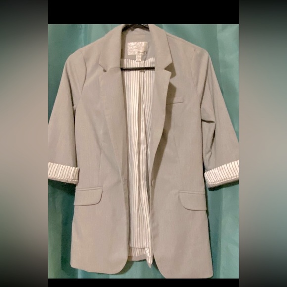 Dynamite, orange/pinkish blazer/ gray - Picture 4 of 4